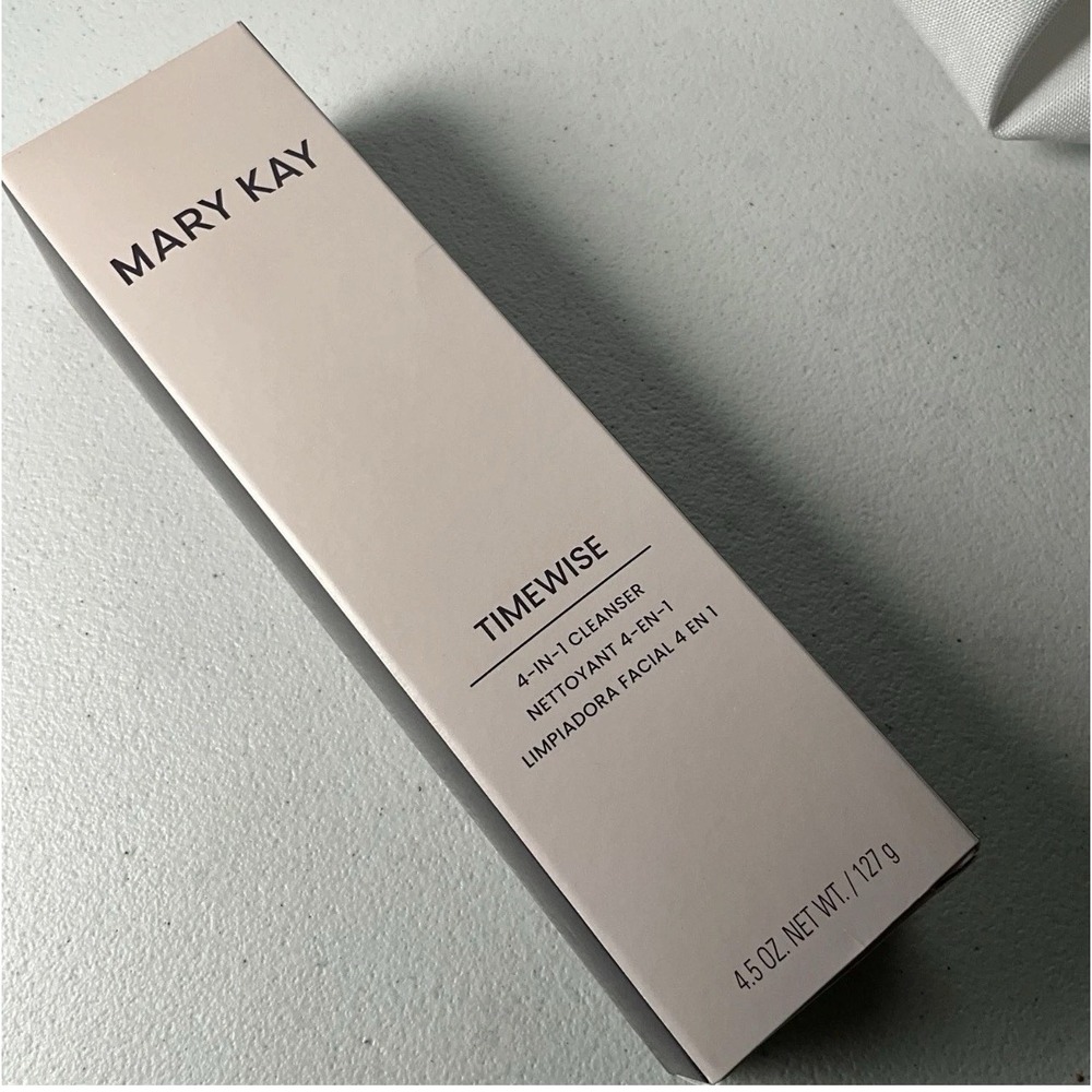 Mary Kay TimeWise 4-in-1 Cleanser 4.5 oz 127g Age Defying Facial Wash 217406 NEW